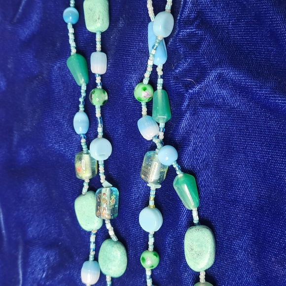 Green/ Blue Glass & Stone Beaded Necklace & Earrings - Picture 11 of 11